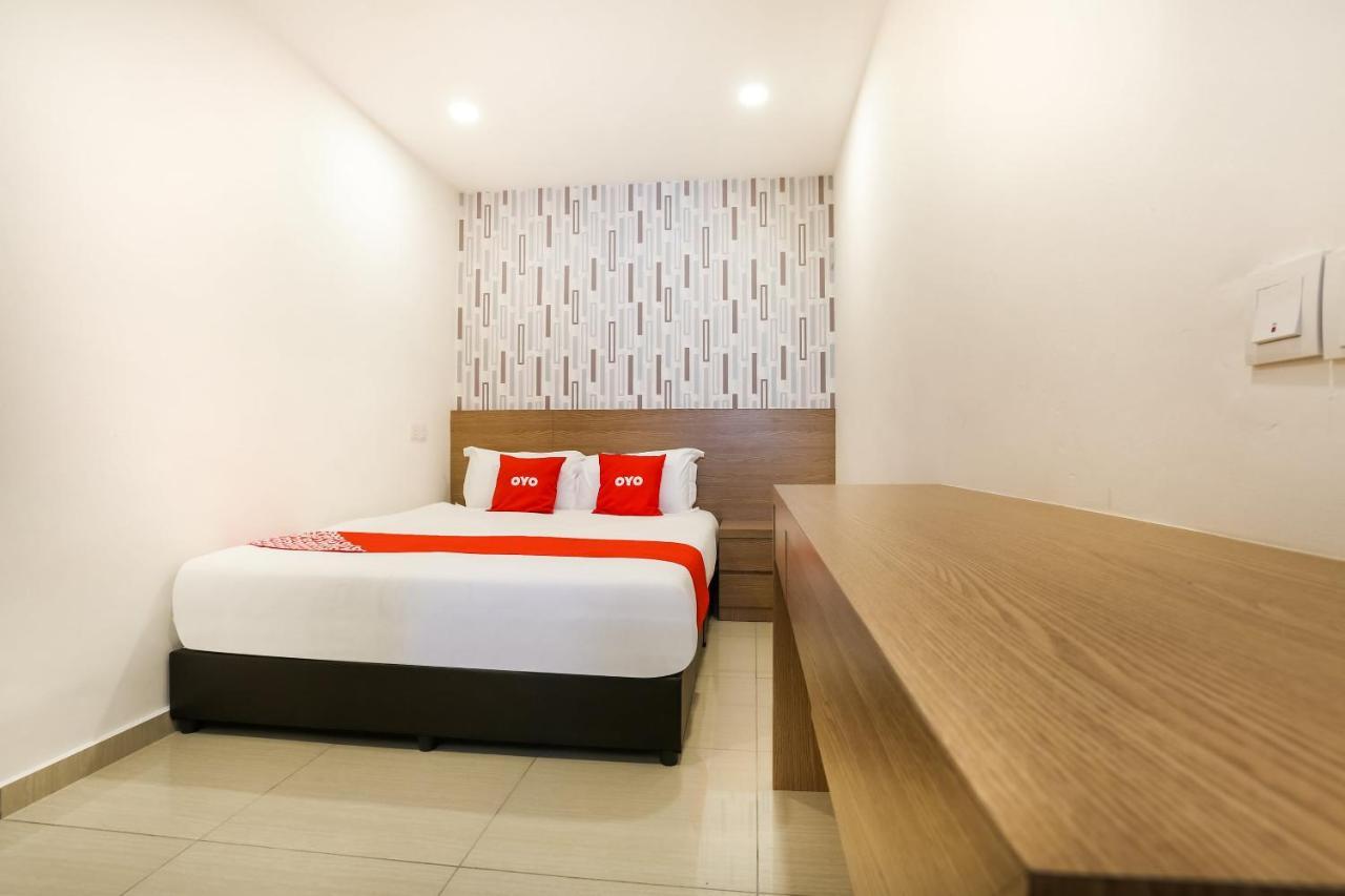 Dyaya Hotel Малакка Экстерьер фото