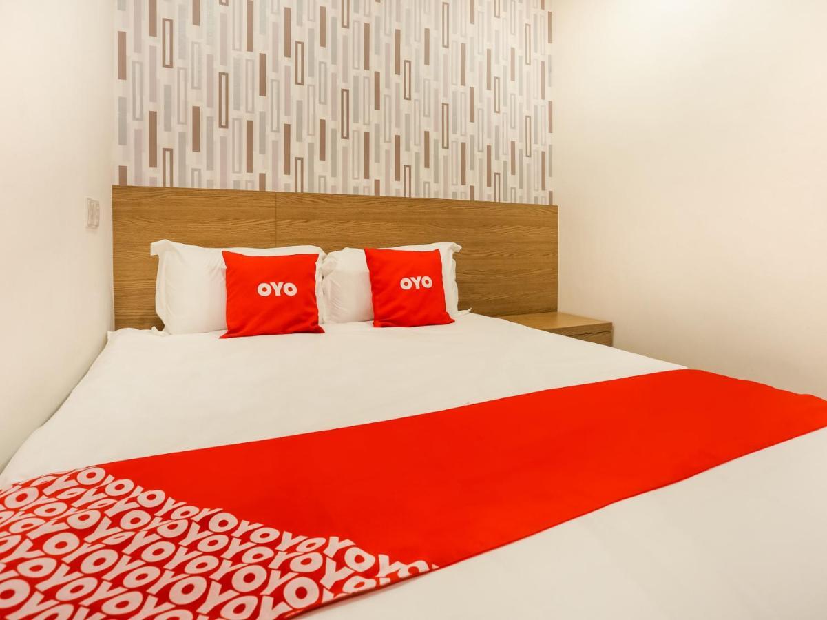 Dyaya Hotel Малакка Экстерьер фото